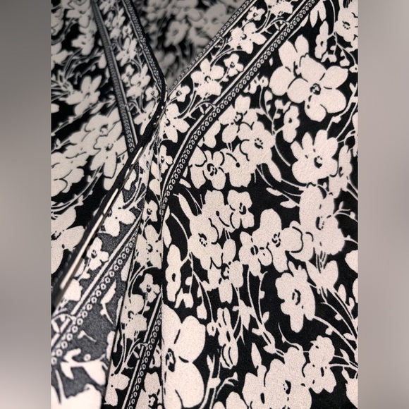 Max Studio Women 3X Chiffon Ethereal Floral Faux Wrap Blouse‎ Cottagecore - Picture 5 of 8